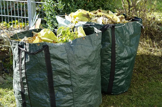 garden waste, fall, garden garbage, green waste, chopping area, clean up, gardening, winterize, nature, work, section, tree pruning, garden waste, garden waste, garden waste, garden waste, garden waste, green waste. Winter Storm Pruning in Canada: Emergency Response Contracts and Rates for Tree Services
